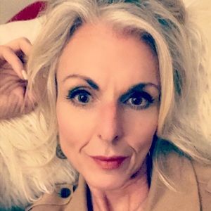 Meet your Posher, Linda